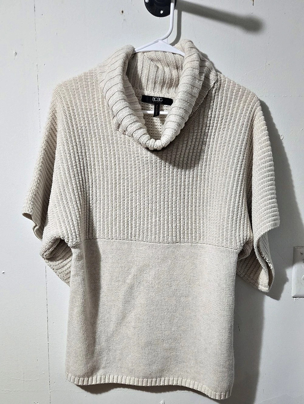 BCBG Paris Cowl Neck Sweater in Cream Size Large